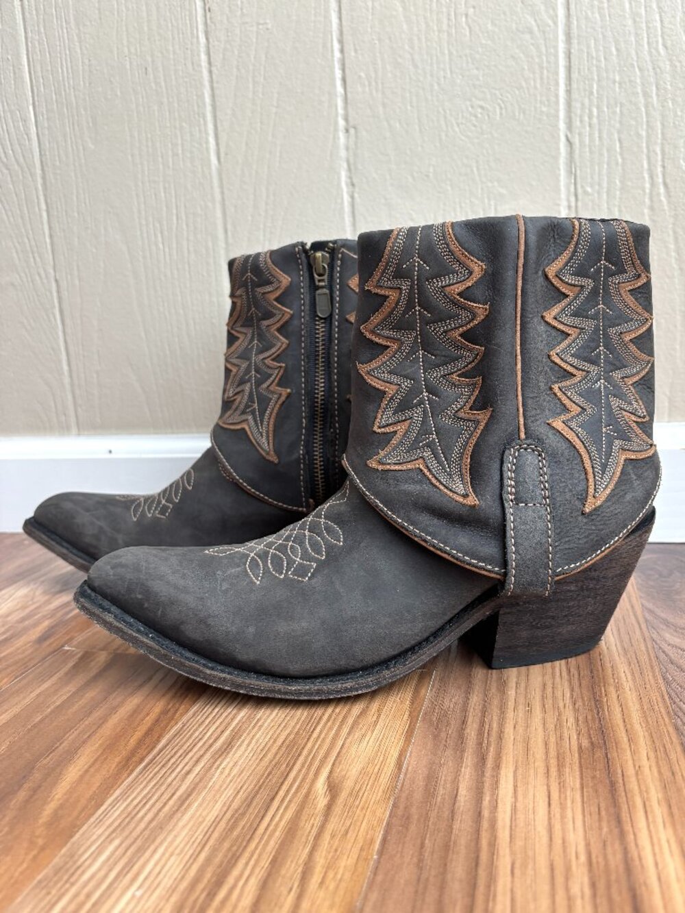 Liberty Black Leather Foldover Boho Cowboy Cowgirl Western Boots